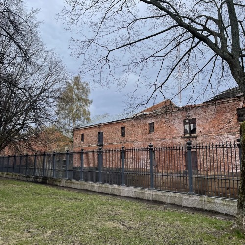 Кронштадт в мини-группе на комфортабельном автомобиле