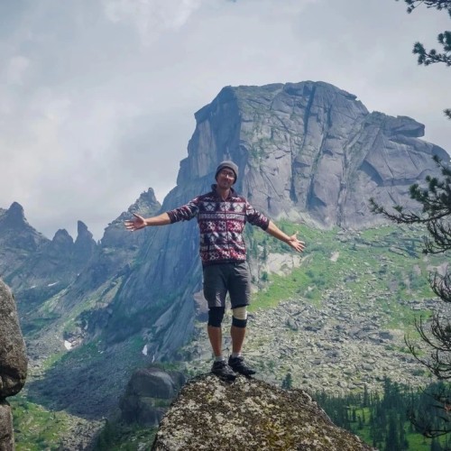 Сокровища природного парка «Ергаки»: треккинг с рюкзаками и ночёвками в палатках