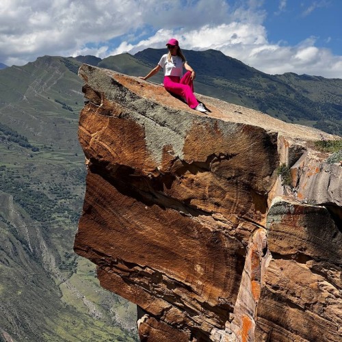Объятия горного края: по топовым локациям Дагестана на внедорожниках