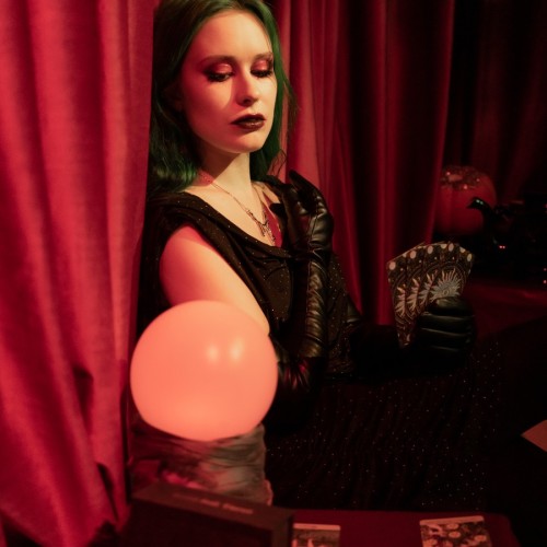 Петербург: фотосессия в «Тайной комнате»