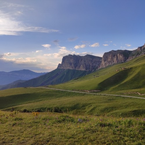 Кавказ для вас индивидуально: горный Кисловодск, легендарный Домбай и Верхняя Балкария
