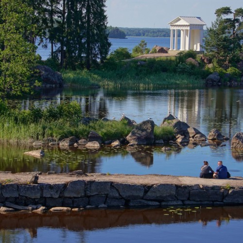 В Монрепо — со старожилом
