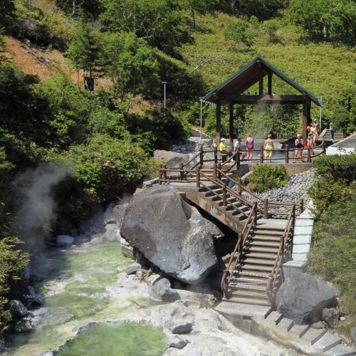 Инопланетный Итуруп: прогулки и дзен среди волн и скал