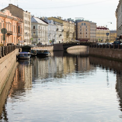 Фейк или Факт: невероятные истории от Дворцовой до Казанской