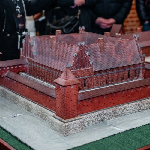 Легенды ушедших эпох: кирхи и замки — из Калининграда
