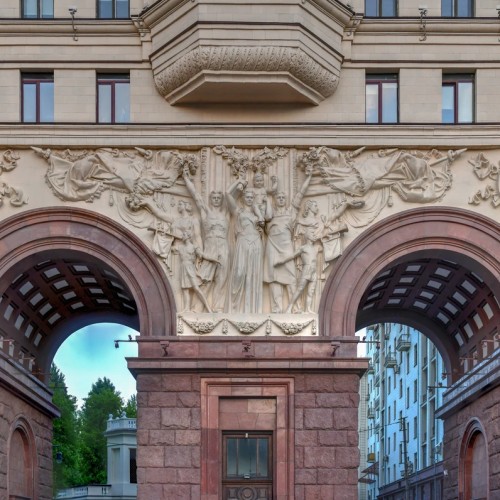 Секреты сталинских высоток: автобусная экскурсия