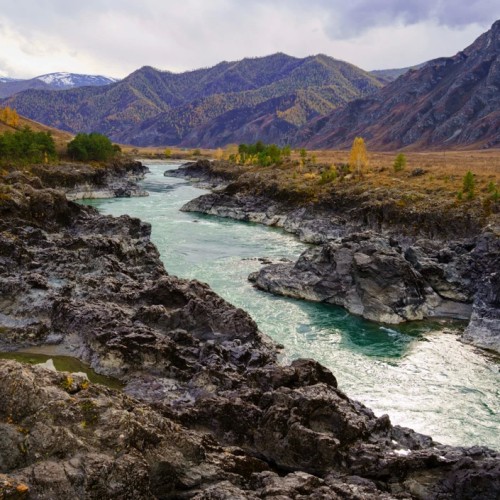 Золотые пейзажи октябрьского Алтая: Чемал, Катунь, Манжерок и Кызыл-Чин в мини-группе