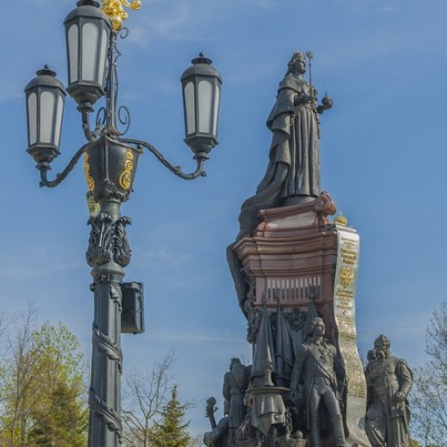 Курорты и не только: 2 моря, винодельни, казачьи и черкесские традиции