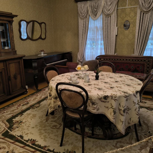 Великие Луки и великие люди: старинные города и дома-музеи гениев музыки и математики