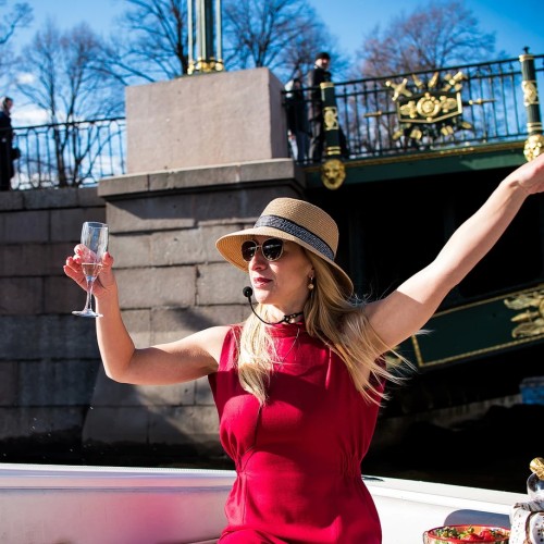 По каналам Петербурга на элитном катере с гидом