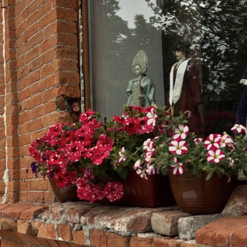 Девичник в Осетии: джип-трип в горах с уроками стрельбы и рисования