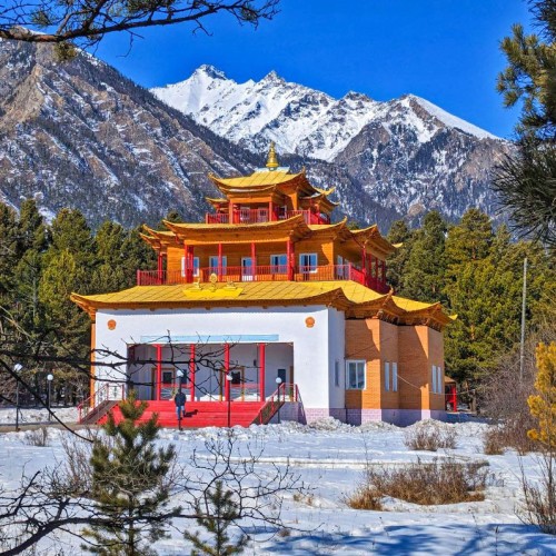 Большой тур «всё включено» на Байкал: главные места, этнопрограмма, гастрономия и встреча с шаманом