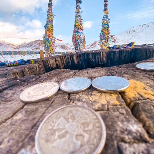 Индивидуальный джиппинг на Байкал с фотографом: ледяные пейзажи Ольхона и Огоя без экскурсий