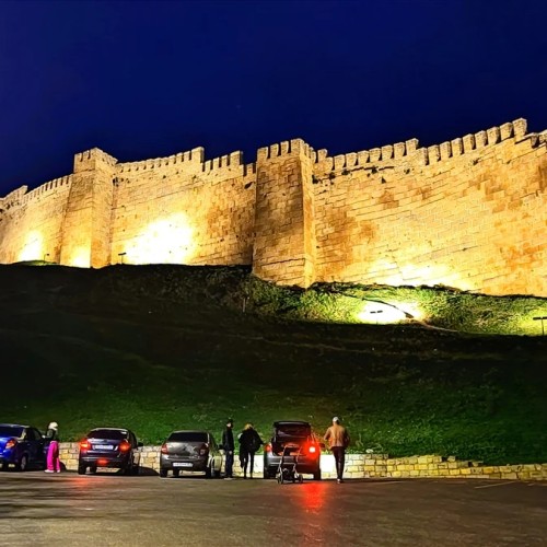 Дербент и экраноплан «Лунь» из Каспийска