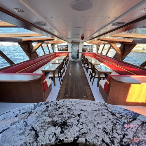 Водная прогулка к Северным островам и видом на Финский залив