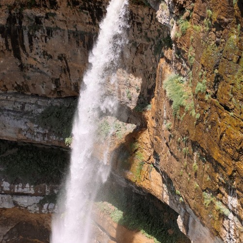 Топовые и неизвестные локации Дагестана: невероятные пейзажи и увлекательные активности