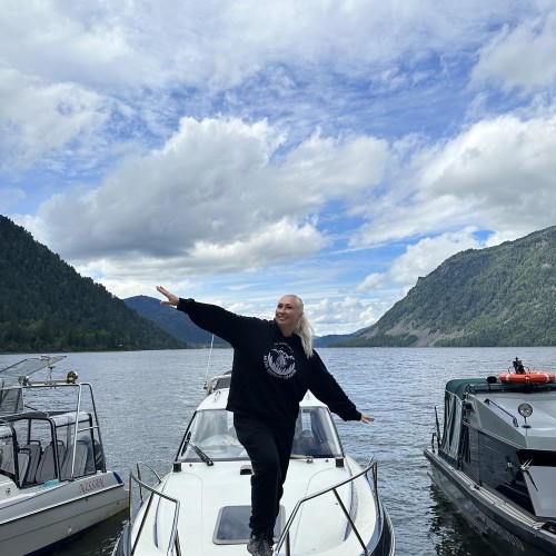 Телецкое озеро: водопады, гроты и заповедная тайга