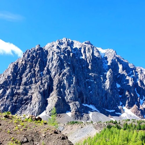 К ледникам: треккинг налегке в ущелье Актру с проживанием на турбазе