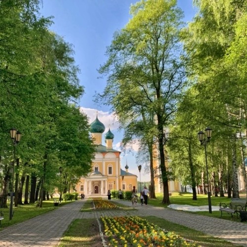 5 древних городов на берегах могучей Волги: автобусный тур из Москвы с дегустацией сыра