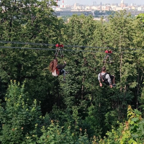 На Воробьёвы горы по эскалаторной галерее