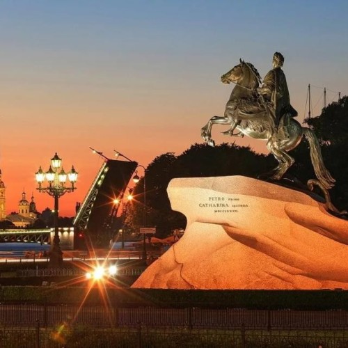 Фонари ночного Петербурга — прошлое, настоящее, будущее