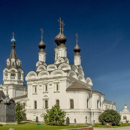 Из Нижнего Новгорода — в славный Муром и село Карачарово!