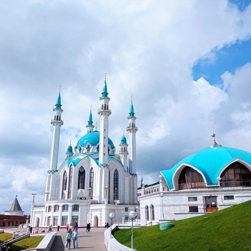 Кремль + старейшие улицы Казани
