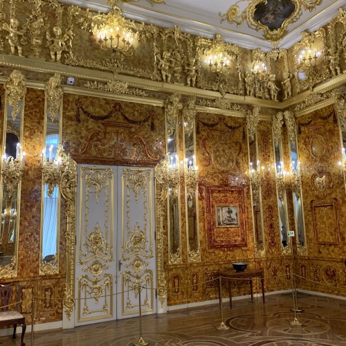 В Екатерининский дворец и Лицей — на машине из Петербурга