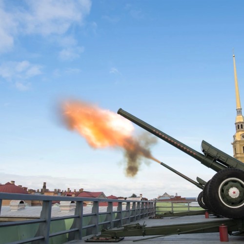 Водная прогулка «Полуденный выстрел пушки в Петропавловской крепости»