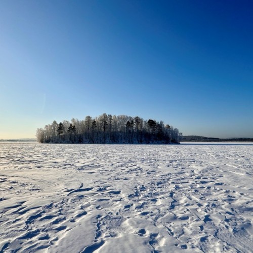 На мотосноубордах — на Чёртово городище