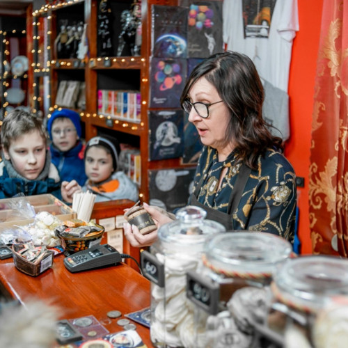 Семейная игровая экскурсия «Секреты калужских улиц» + сладкая дегустация