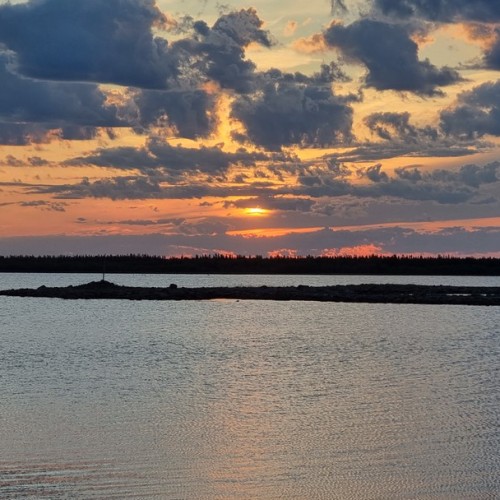 Ваше персональное путешествие вглубь веков: петроглифы, Кижи и Соловецкий монастырь