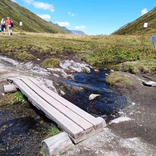 Джип-тур в горах Красной Поляны: 2 походных дня с палатками и рюкзаками, экскурсии и «Роза Хутор»