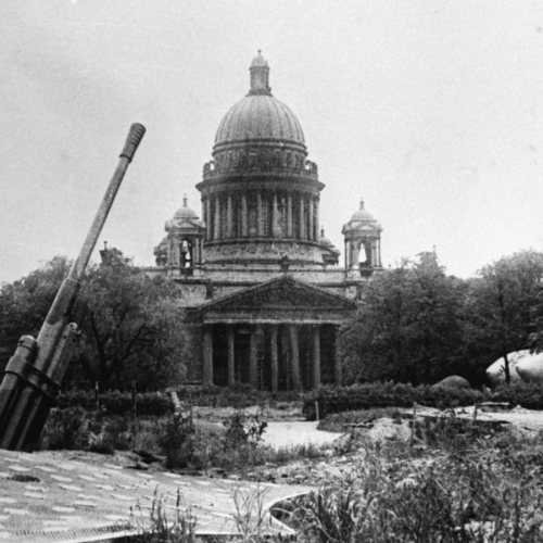 Истории и судьбы блокадного Ленинграда — с музеем в особняке Румянцева