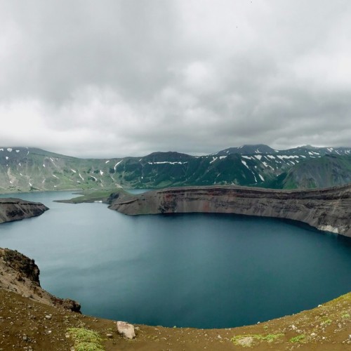 На Камчатку с вулканологом: VIP-экспедиция с прогулкой на вертолёте, рыбалкой, баней и деликатесами