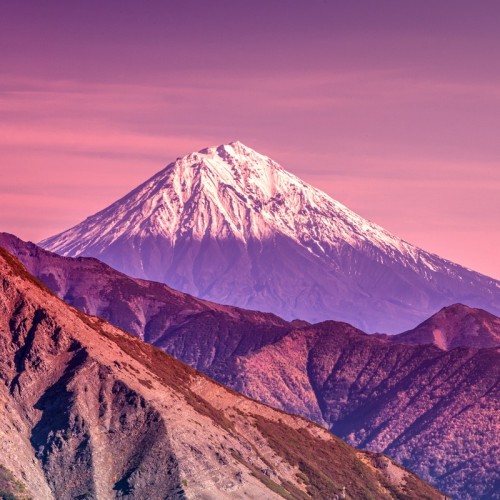 Океан впечатлений на Камчатке с фотографом: треккинги, спа, обед с видом на горы и ночь в глэмпинге