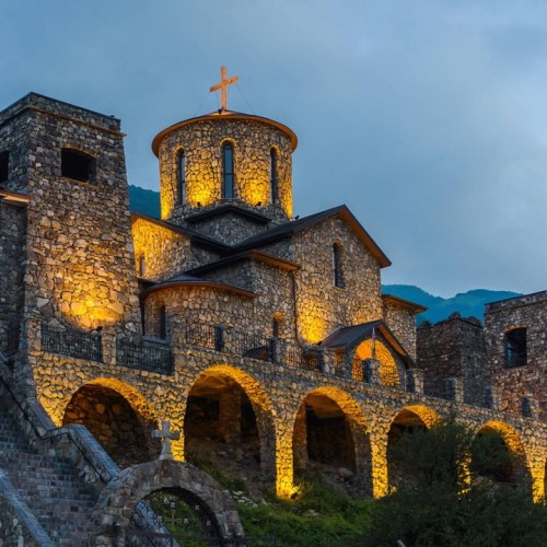 Этот головокружительный Кавказ: прогулки по Северной Осетии и Ингушетии