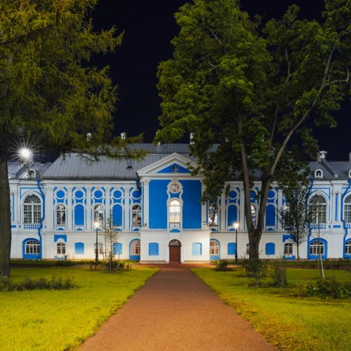 Смольный собор и Институт благородных девиц