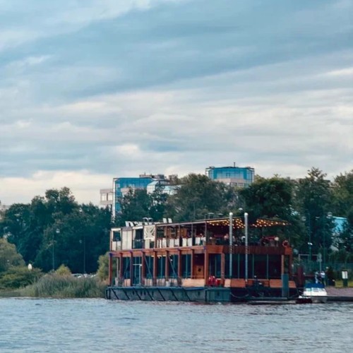 На теплоходе по Северным островам Санкт-Петербурга
