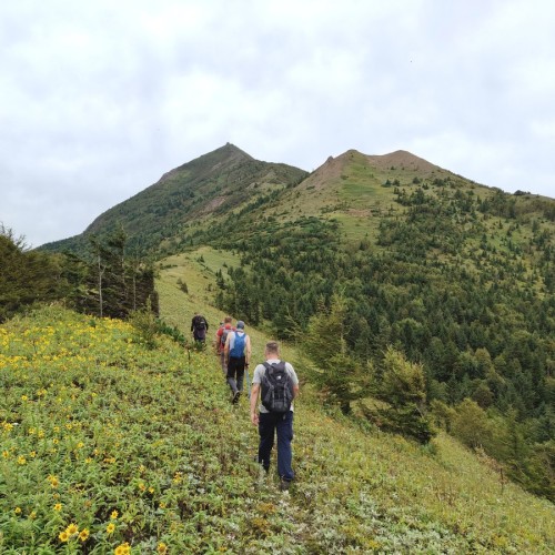 Треккинг по хребту над долиной Катуни