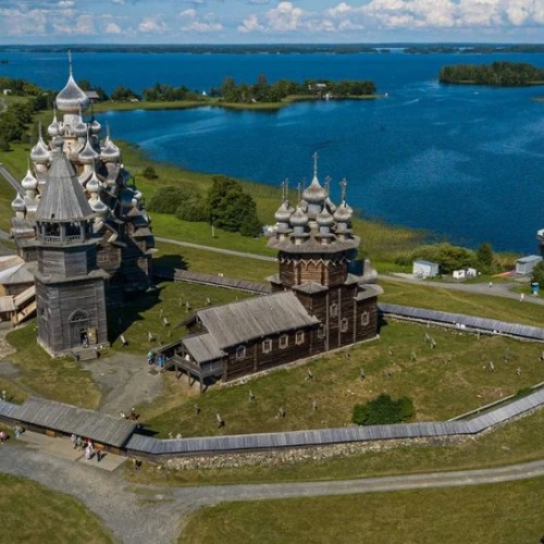 Популярная Карелия: топовые места и отдых в глэмпинге на берегу Ладоги