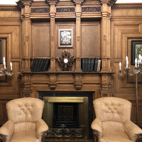 Особняк Барятинских: эклектика и барокко