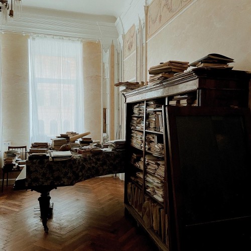 Дома и женские истории Петербурга