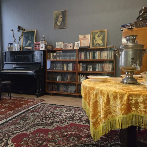 Ленинградские коммуналки — снаружи и изнутри