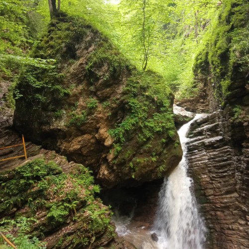 Водопады, каньоны, пещеры — туда, где живут легенды Адыгеи!