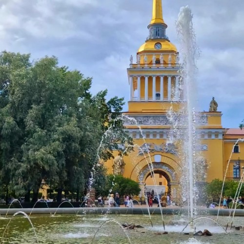 Пешком по Петербургу