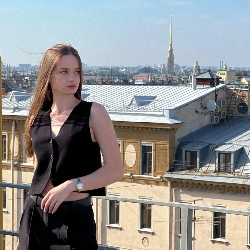 Контрасты Питера: дворы, парадные + видовая крыша