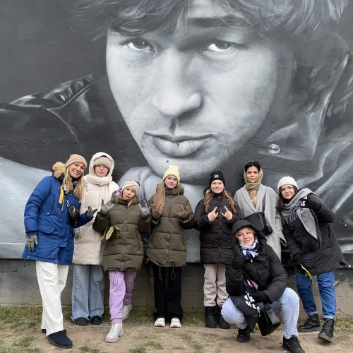 Стрит-арт и дворы Петербурга: авторская прогулка в группе