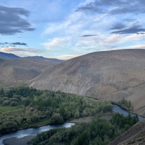 Хайкинг по главным местам Алтая: горы, озёра и водопады