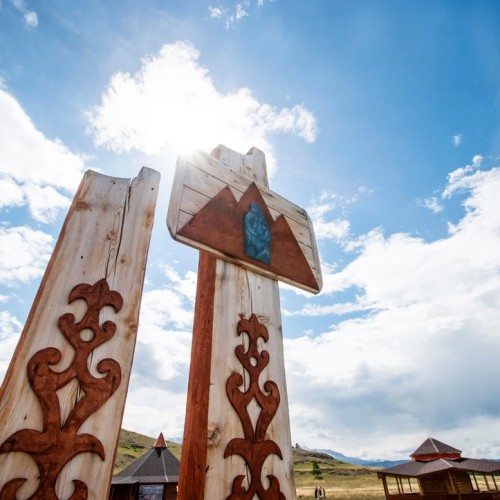 Загадки алтайского Золотого кольца: Чуйский тракт, Телецкое озеро, Марс и другие топовые места